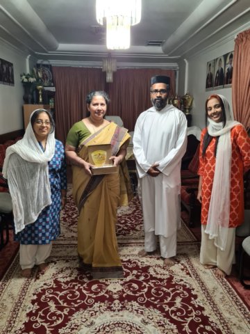 farewelltomrssujammathomasstthomasprayergroup2.jpg