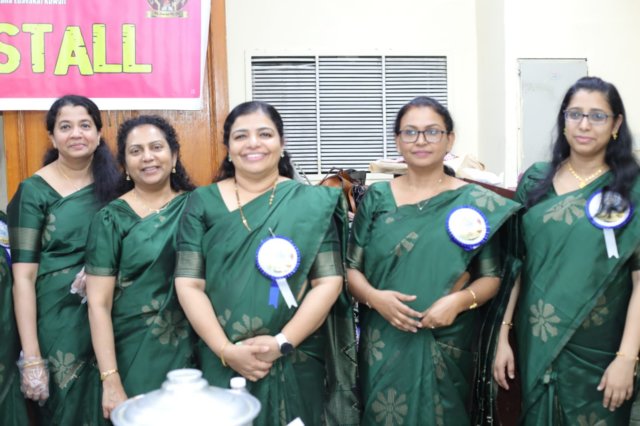 marthmariamvanithasamajamharvestfestival202323.jpg